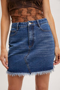 HIGH-WAIST DENIM RAW HEM MINI SKIRT