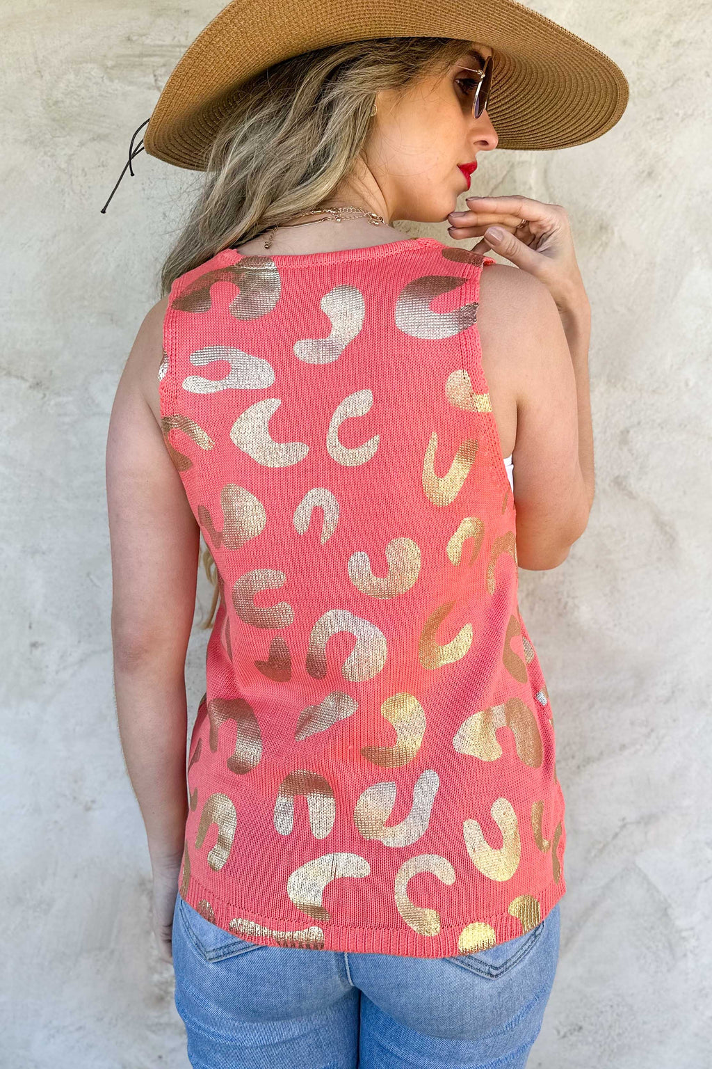 Coral Gold Leopard Printed Sleeveless V Neck Knitted Top