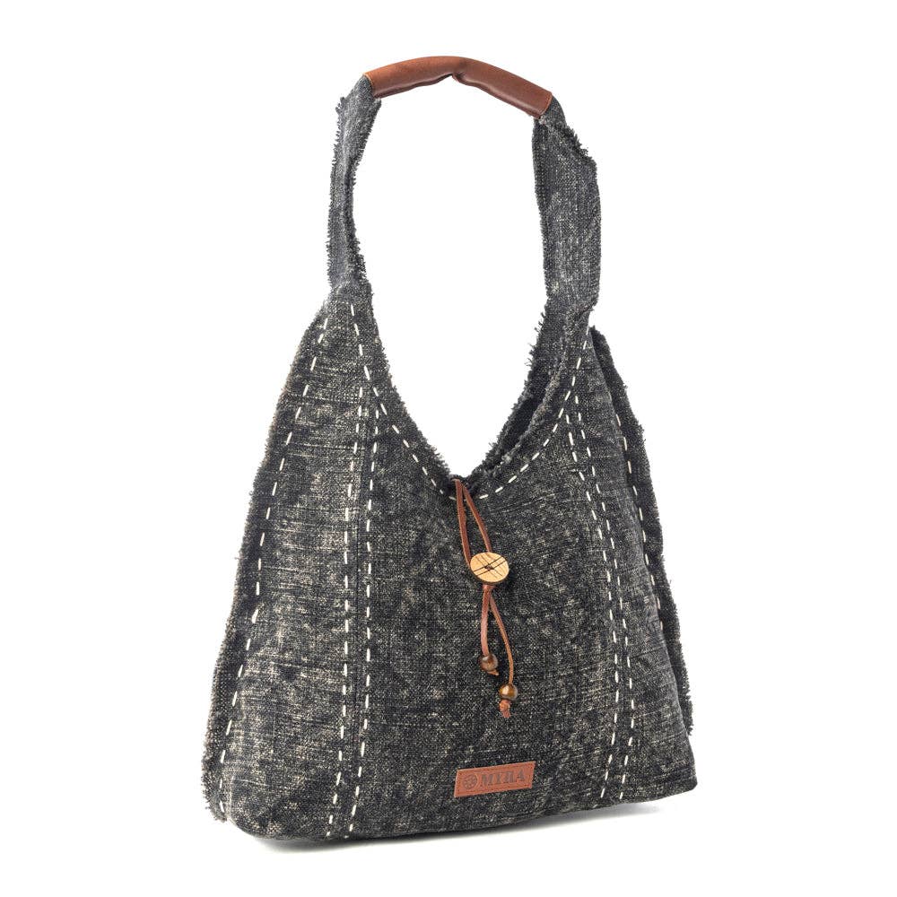 Ravencliff Shoulder Bag in Midnight Stitch