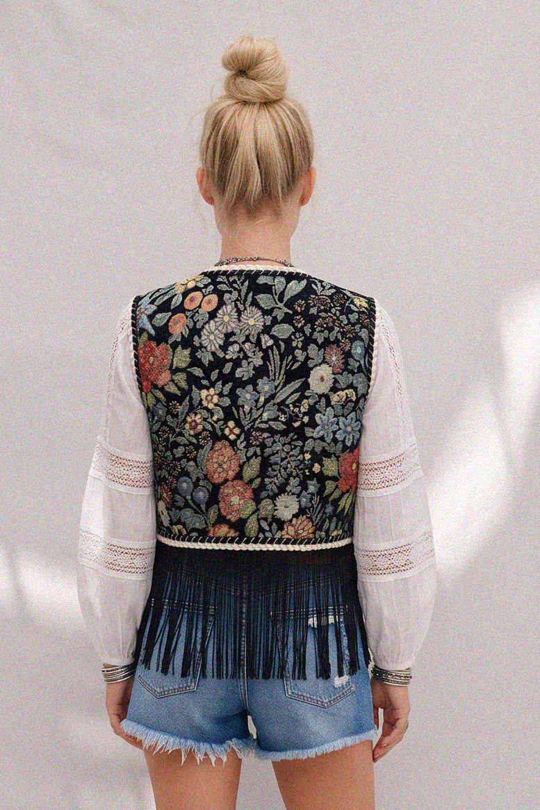 WESTERN TAPESTRY FRINGED VEST WITH FRONT TIE W6188JIA
