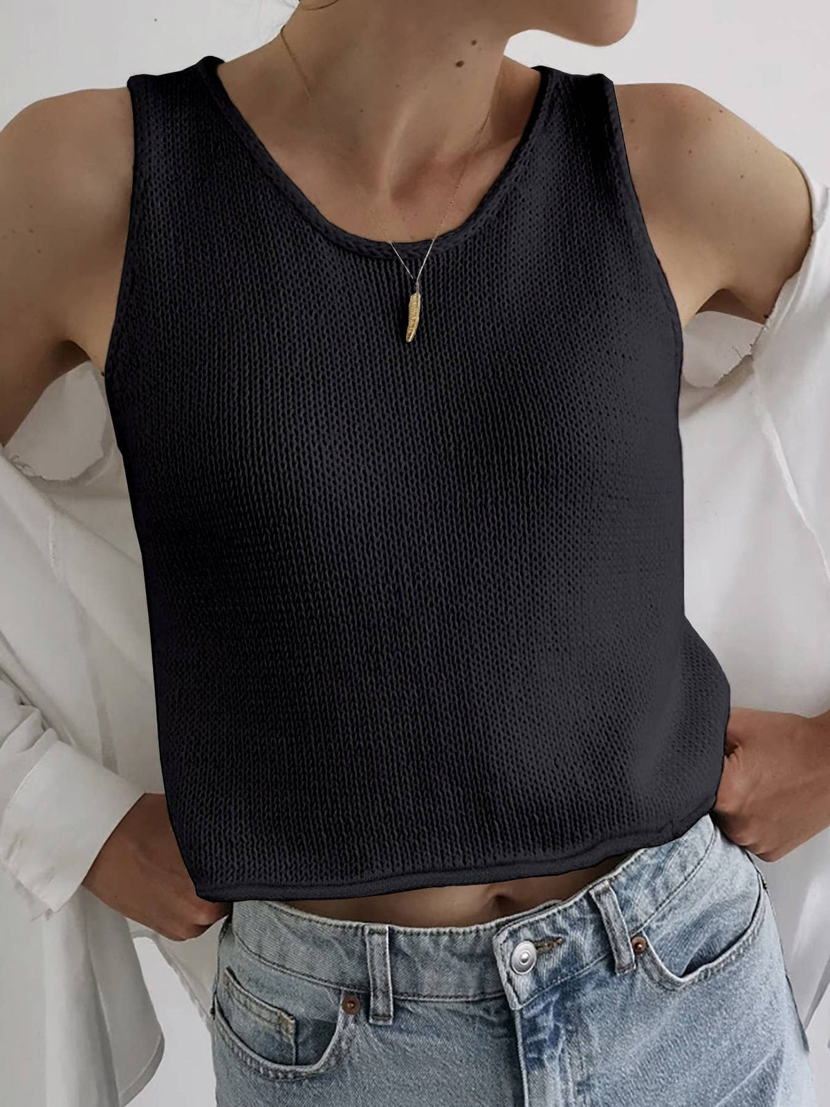 Crop crew-neck knit tank top