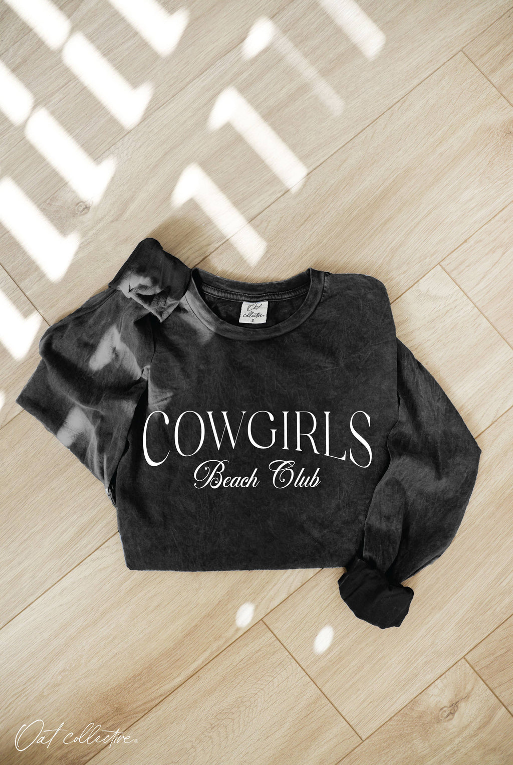 COWGIRLS BEACH   Mineral Washed Long Sleeve Graphic