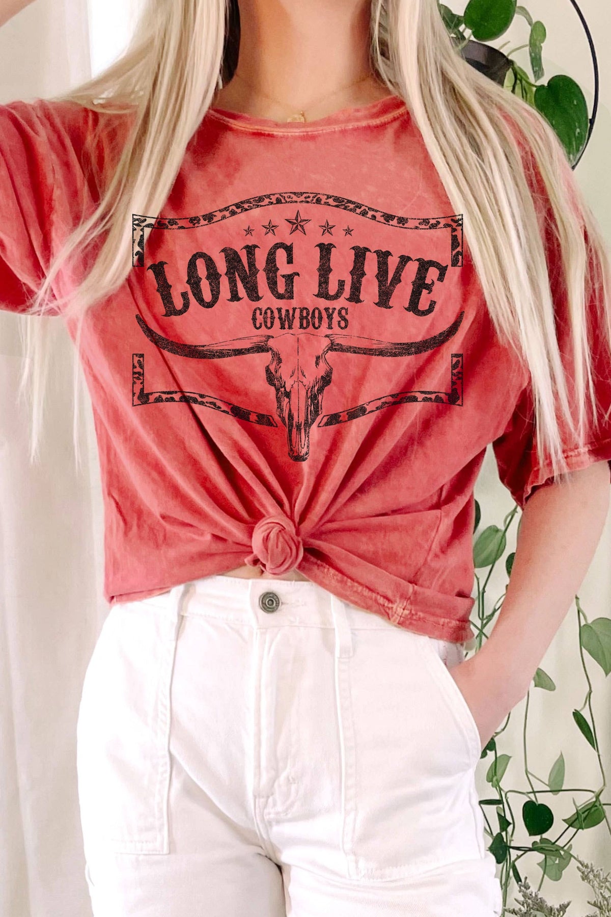 LONG LIVE COWBOY COW SKULL MINERAL GRAPHIC LONG CROP TOP