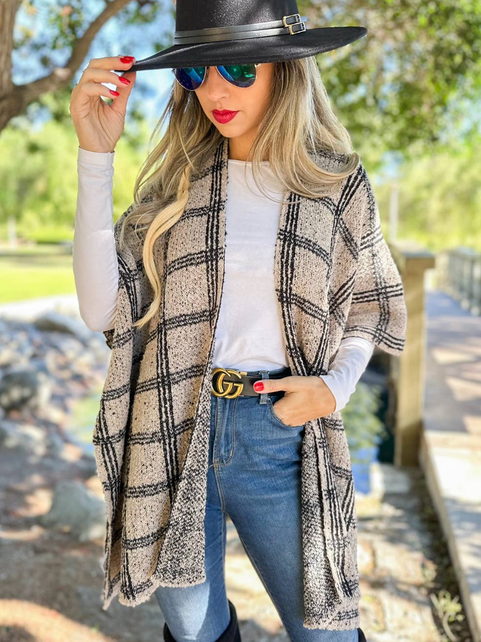 Chic Oatmeal Plaid Knitted Ruana Cardigan