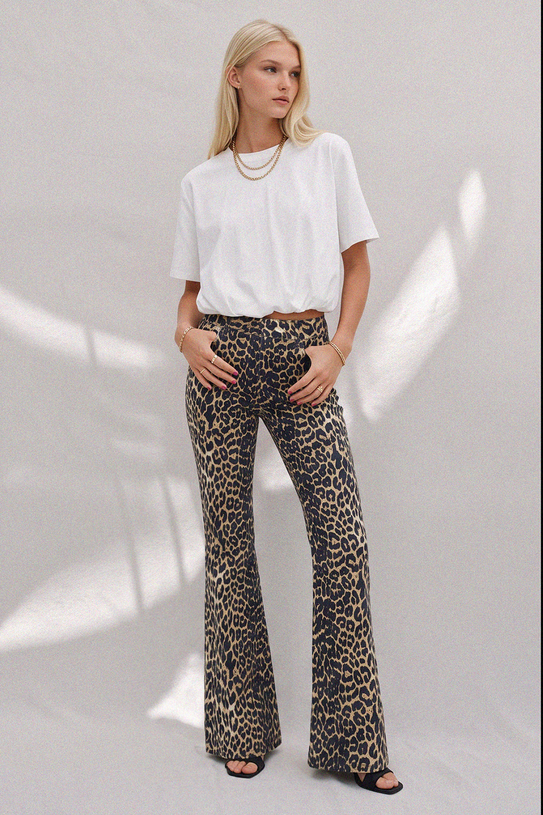 LEOPARD PRINT STRETCH DENIM FLARED JEANS W2021PIB