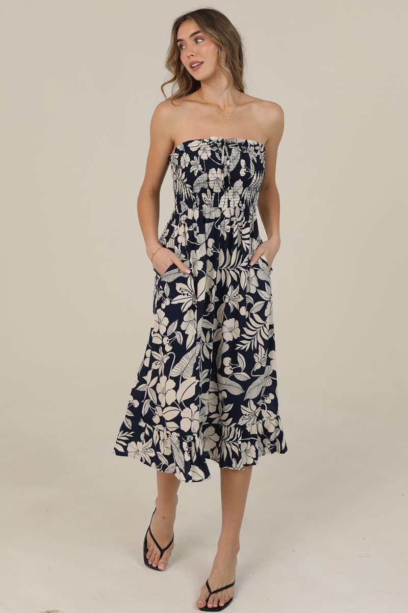 SMOCKED BODICE STRAPLESS MIDI DRESS W POCKETS